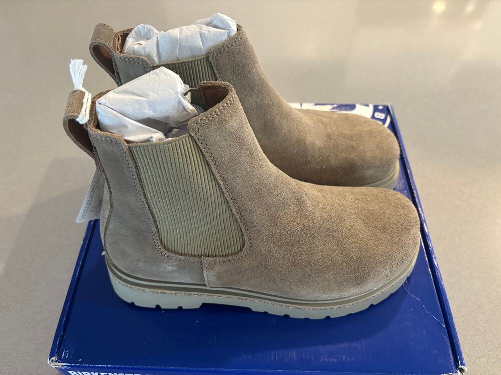 NWT Birkenstock Highwood Slip-On Suede Boot Size 38 (7-7.5)
